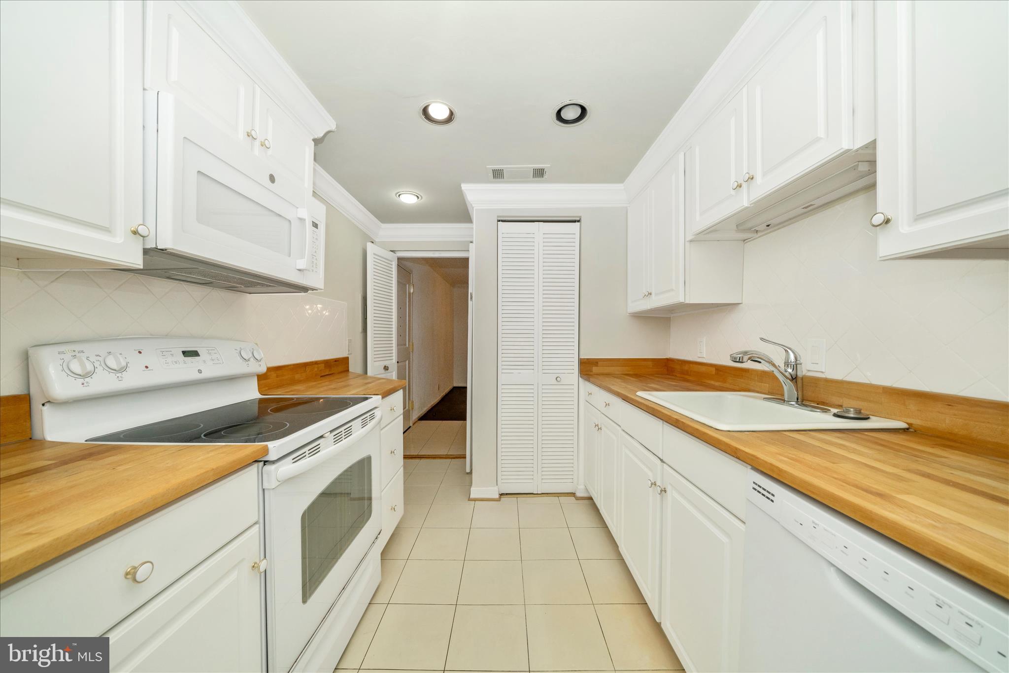 FRIENDSHIP HEIGHTS - Residential