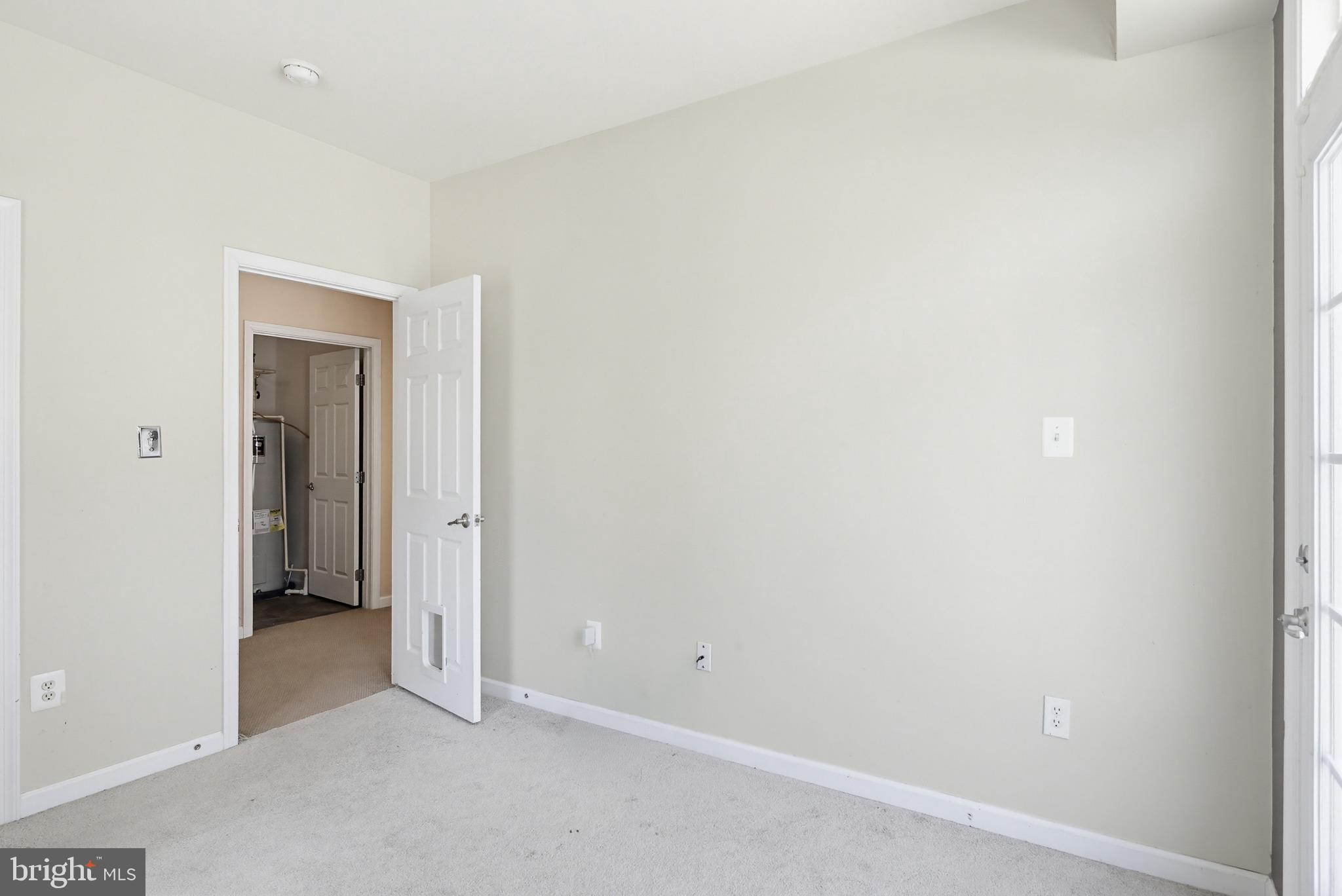 RED OAK CROSSING - Residential