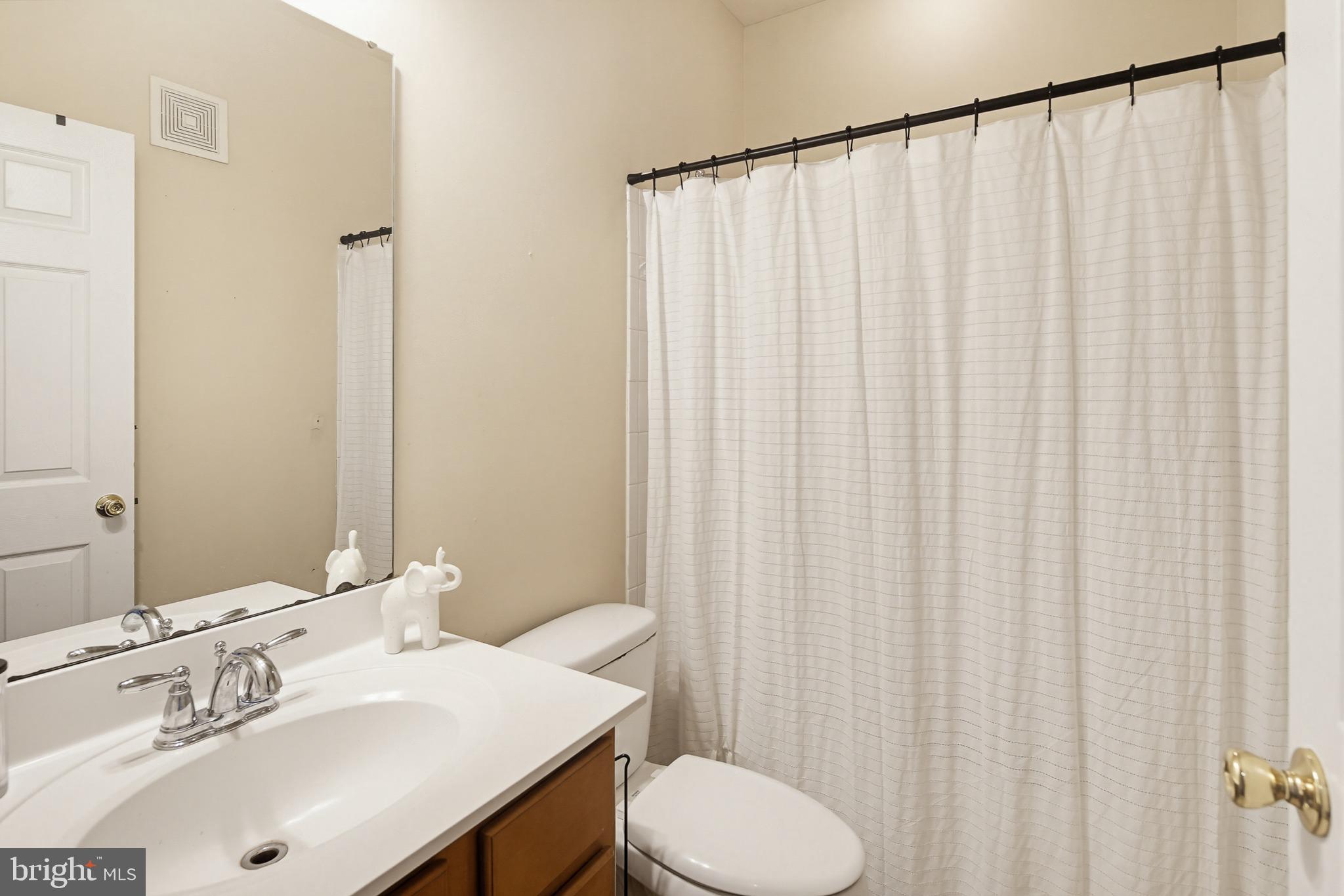 RED OAK CROSSING - Residential