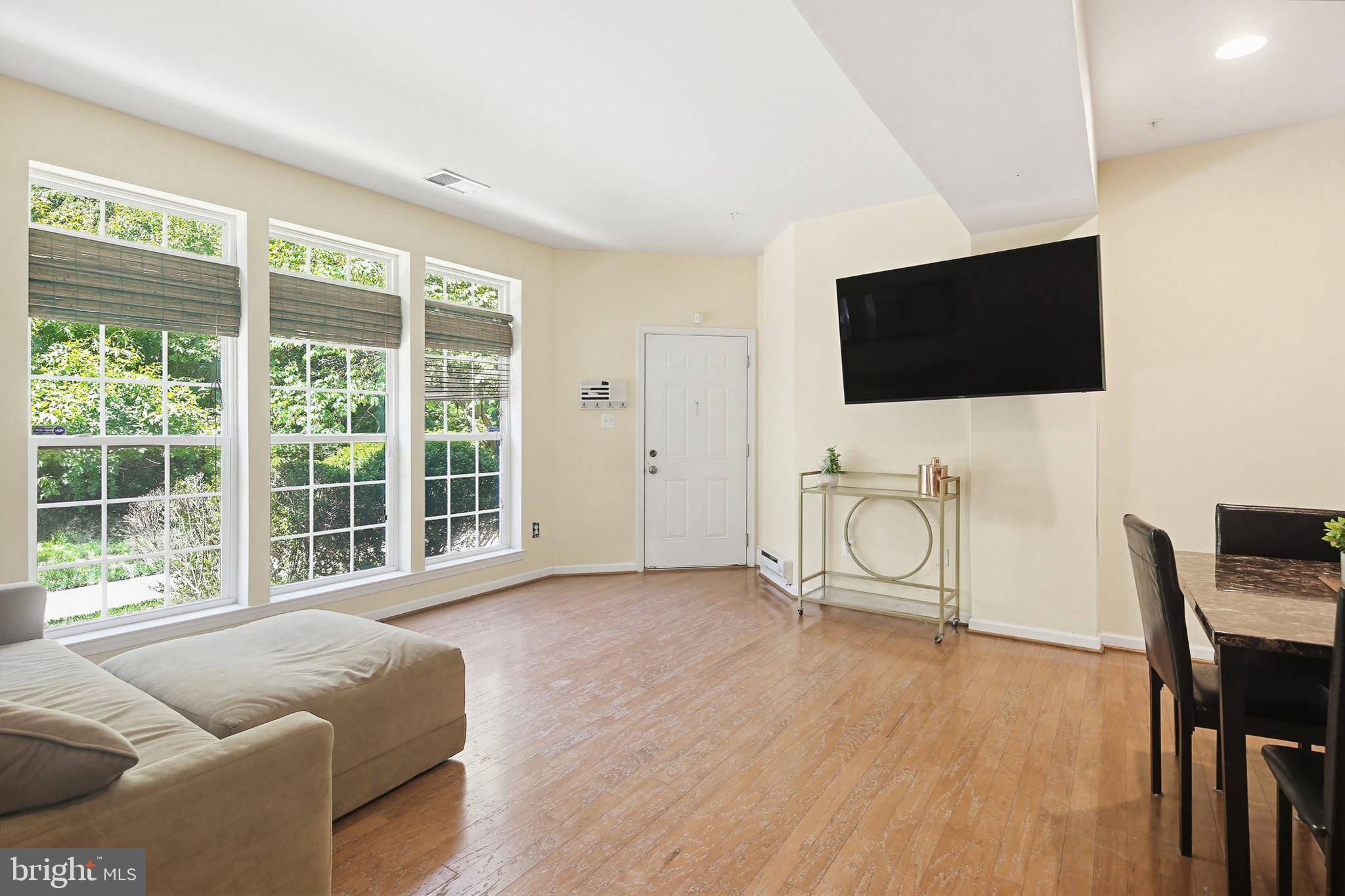 RED OAK CROSSING - Residential