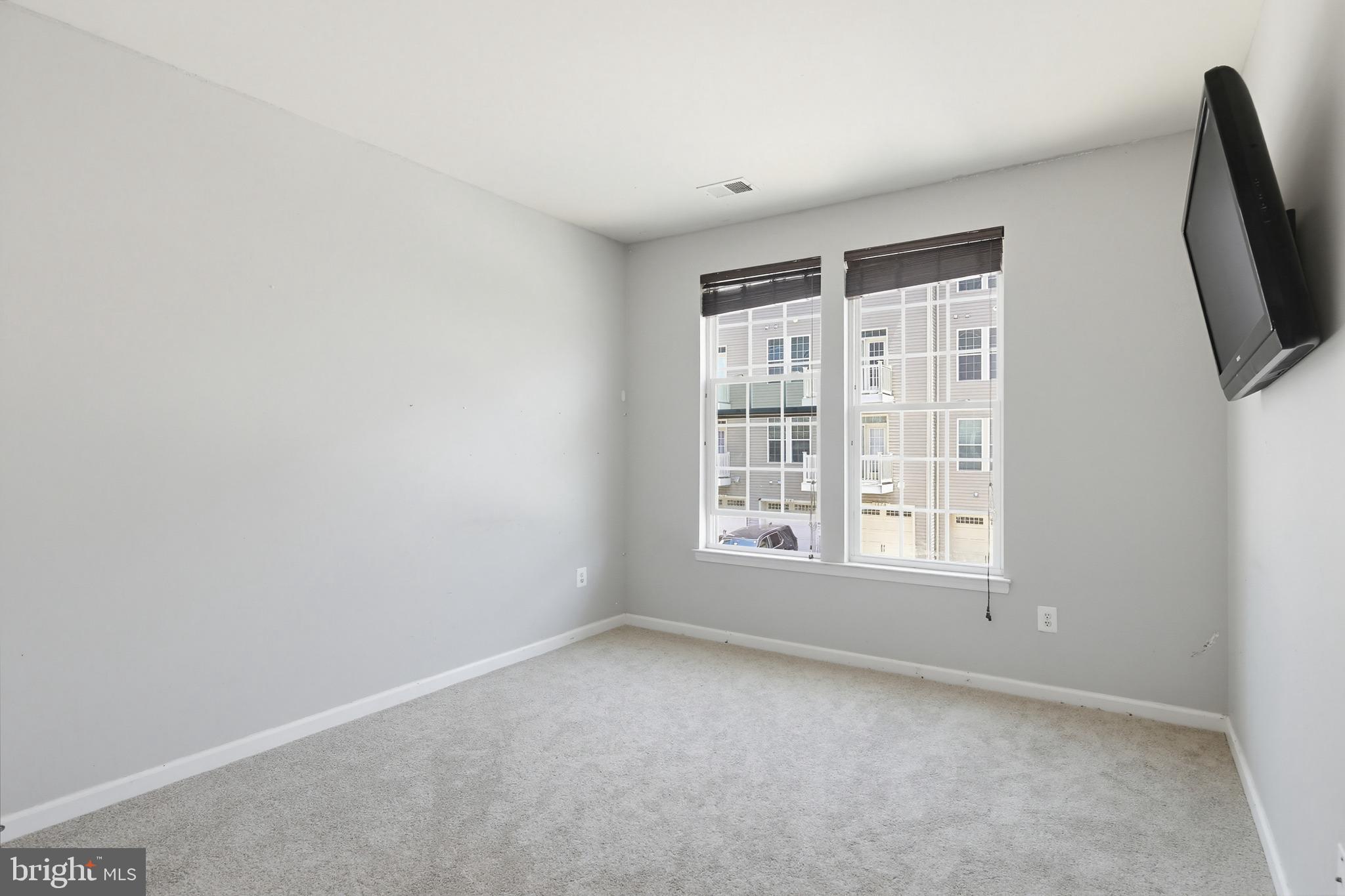 RED OAK CROSSING - Residential
