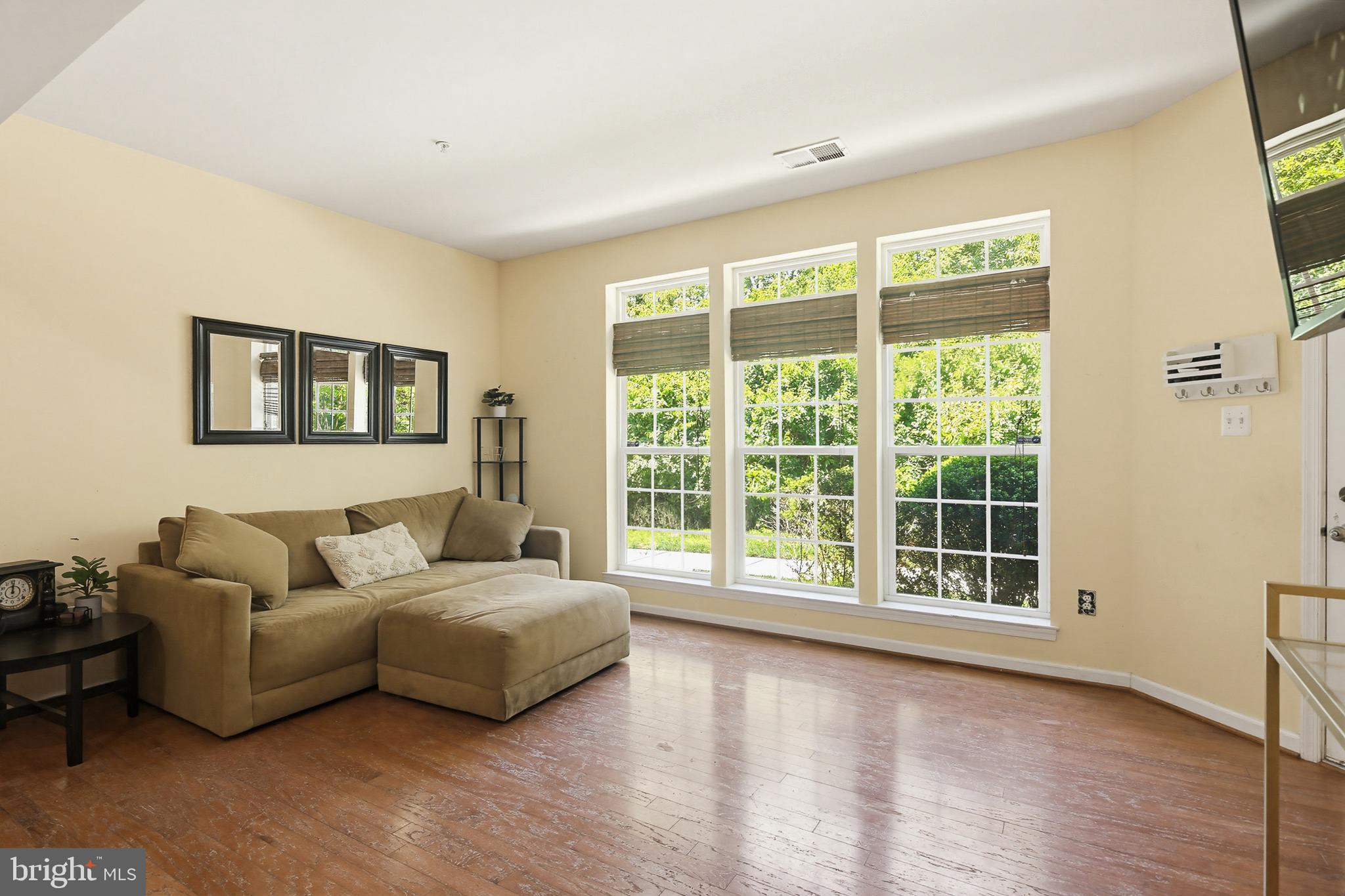 RED OAK CROSSING - Residential