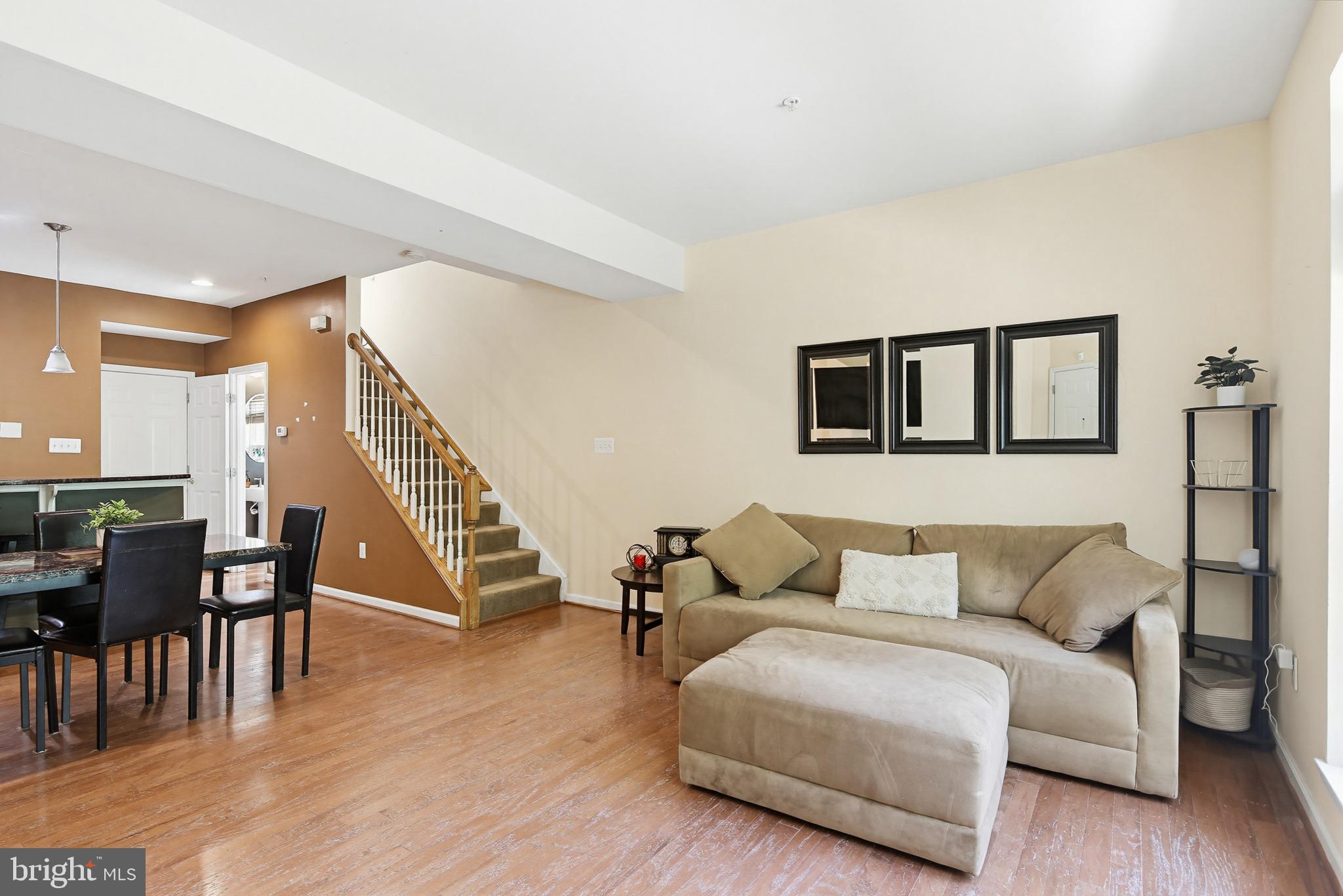 RED OAK CROSSING - Residential