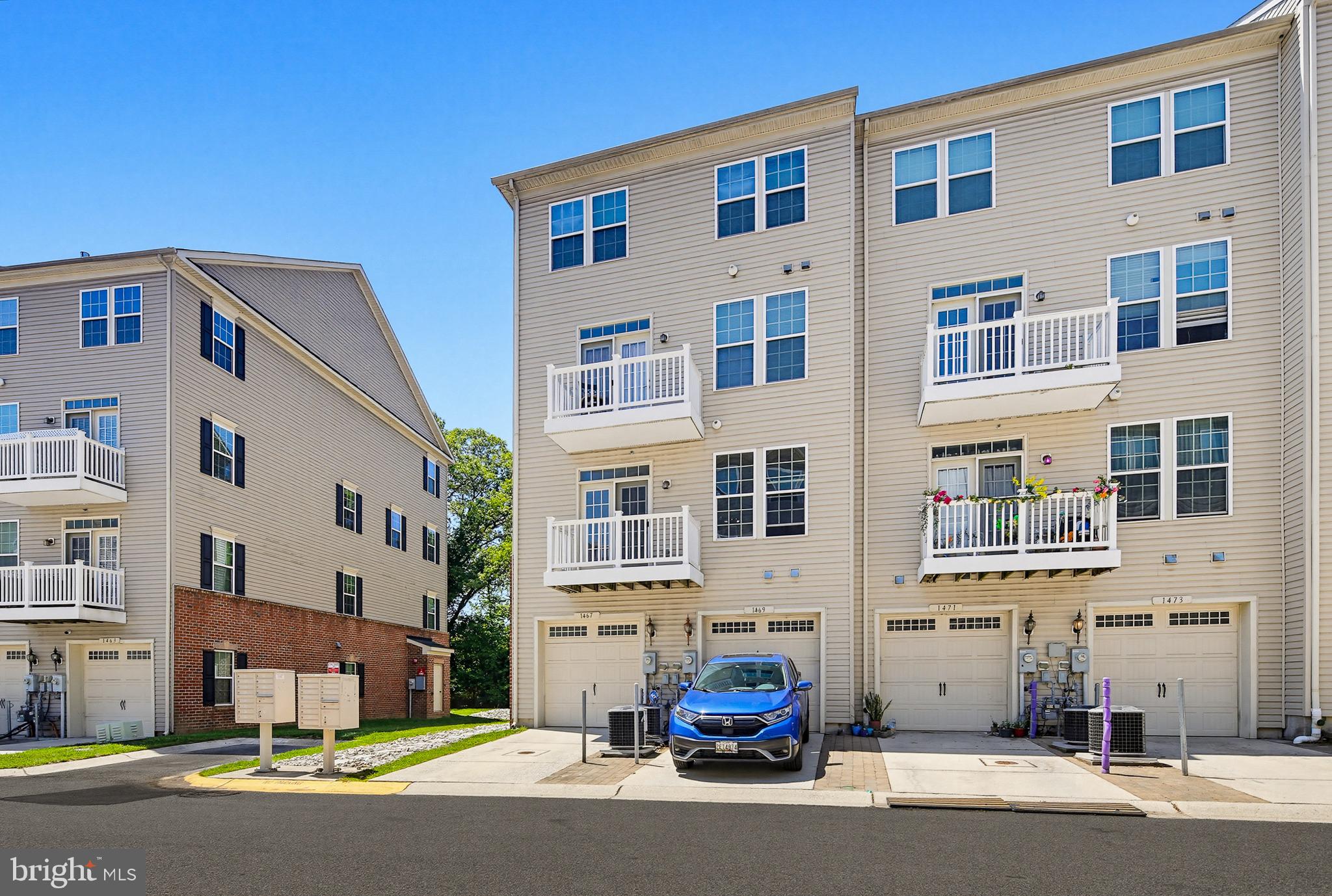 RED OAK CROSSING - Residential