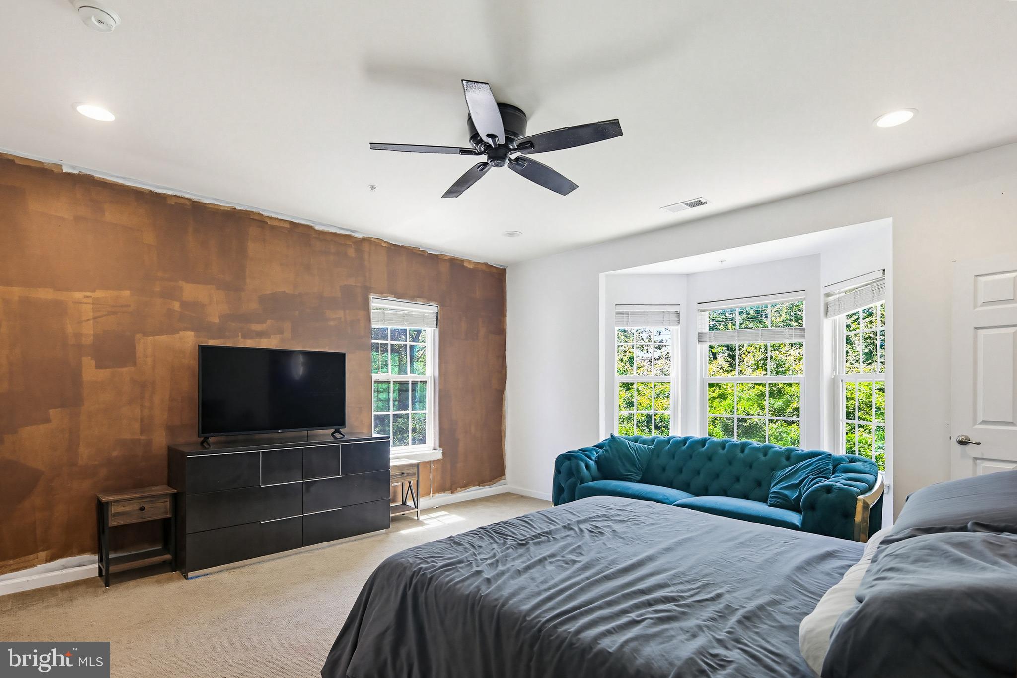 RED OAK CROSSING - Residential