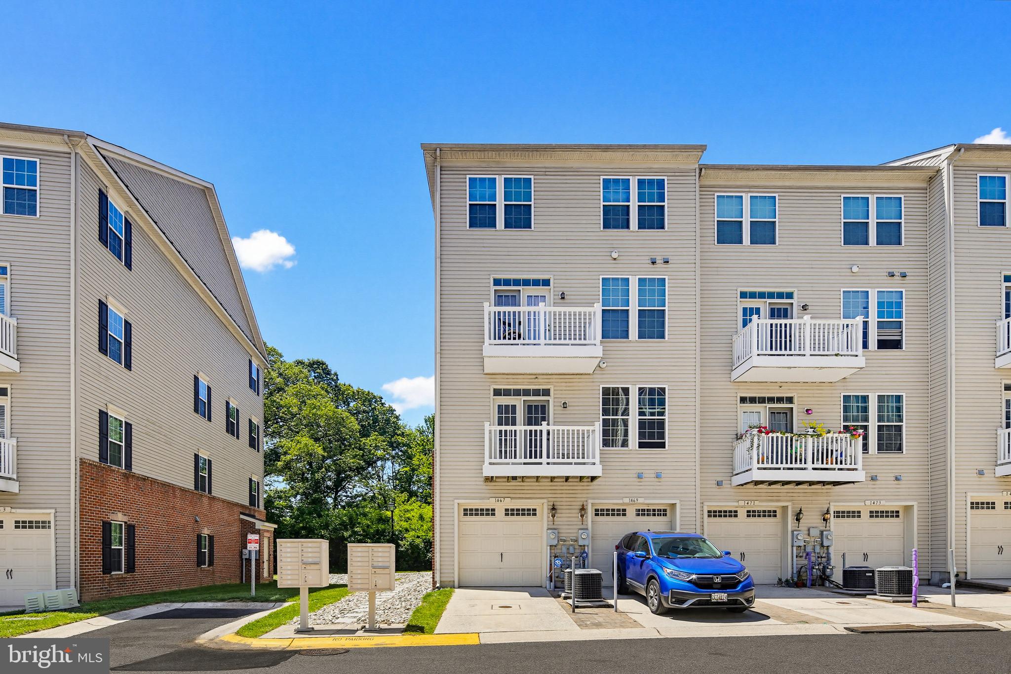 RED OAK CROSSING - Residential