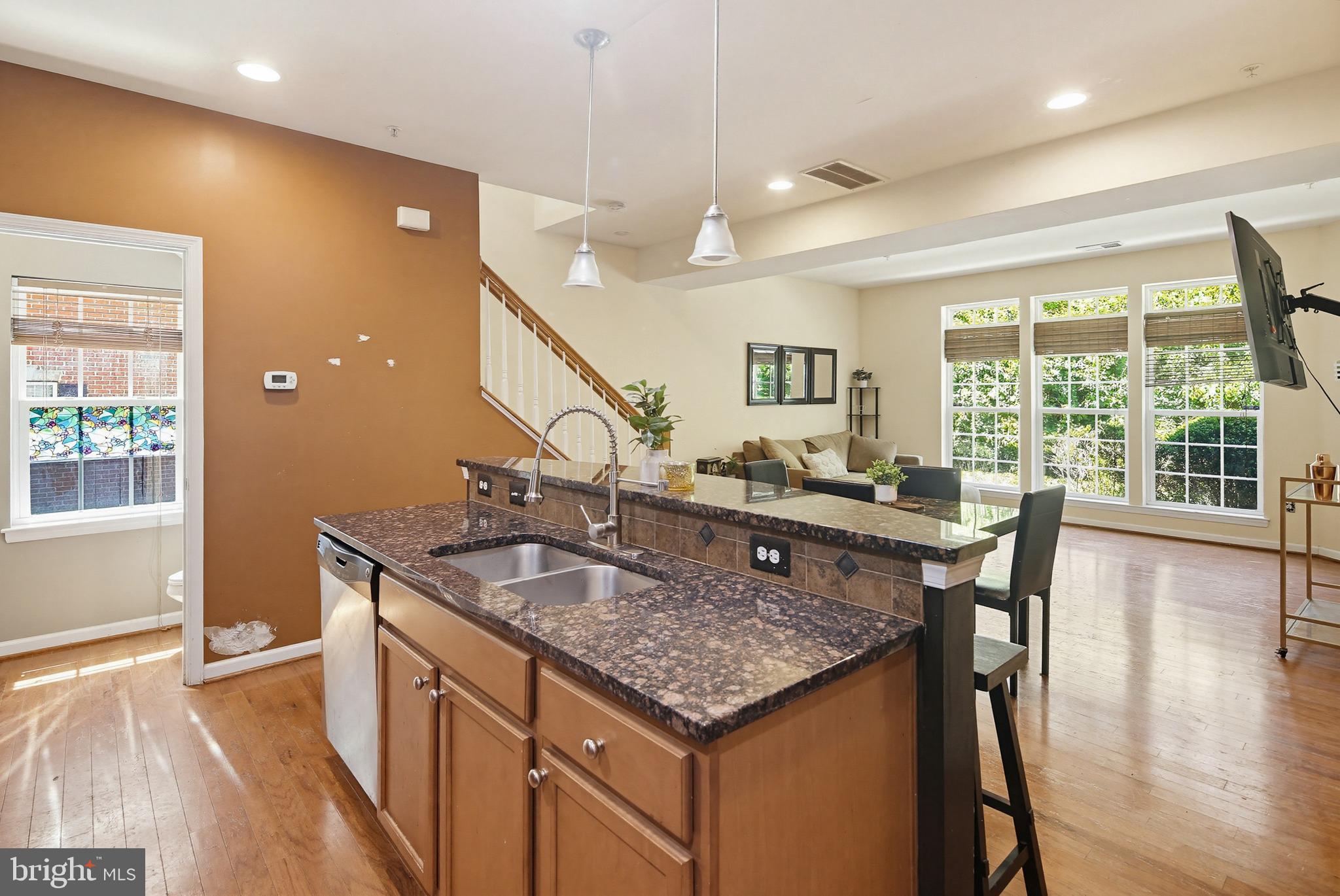 RED OAK CROSSING - Residential