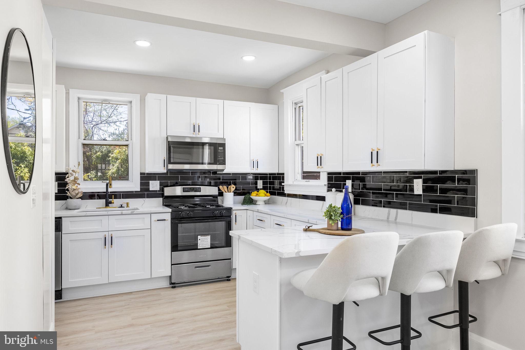 ROSEMONT EAST - Residential