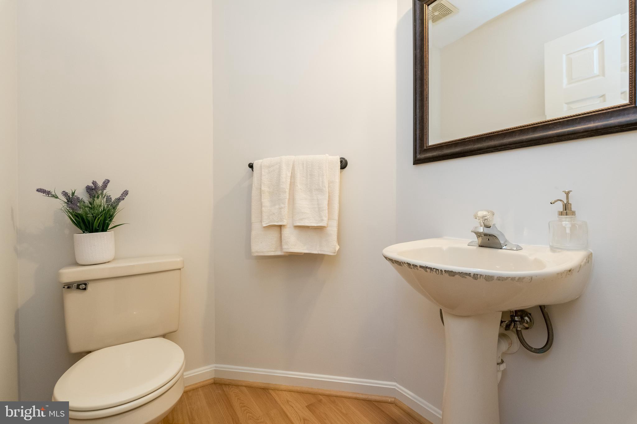 HICKORY OVERLOOK - Residential