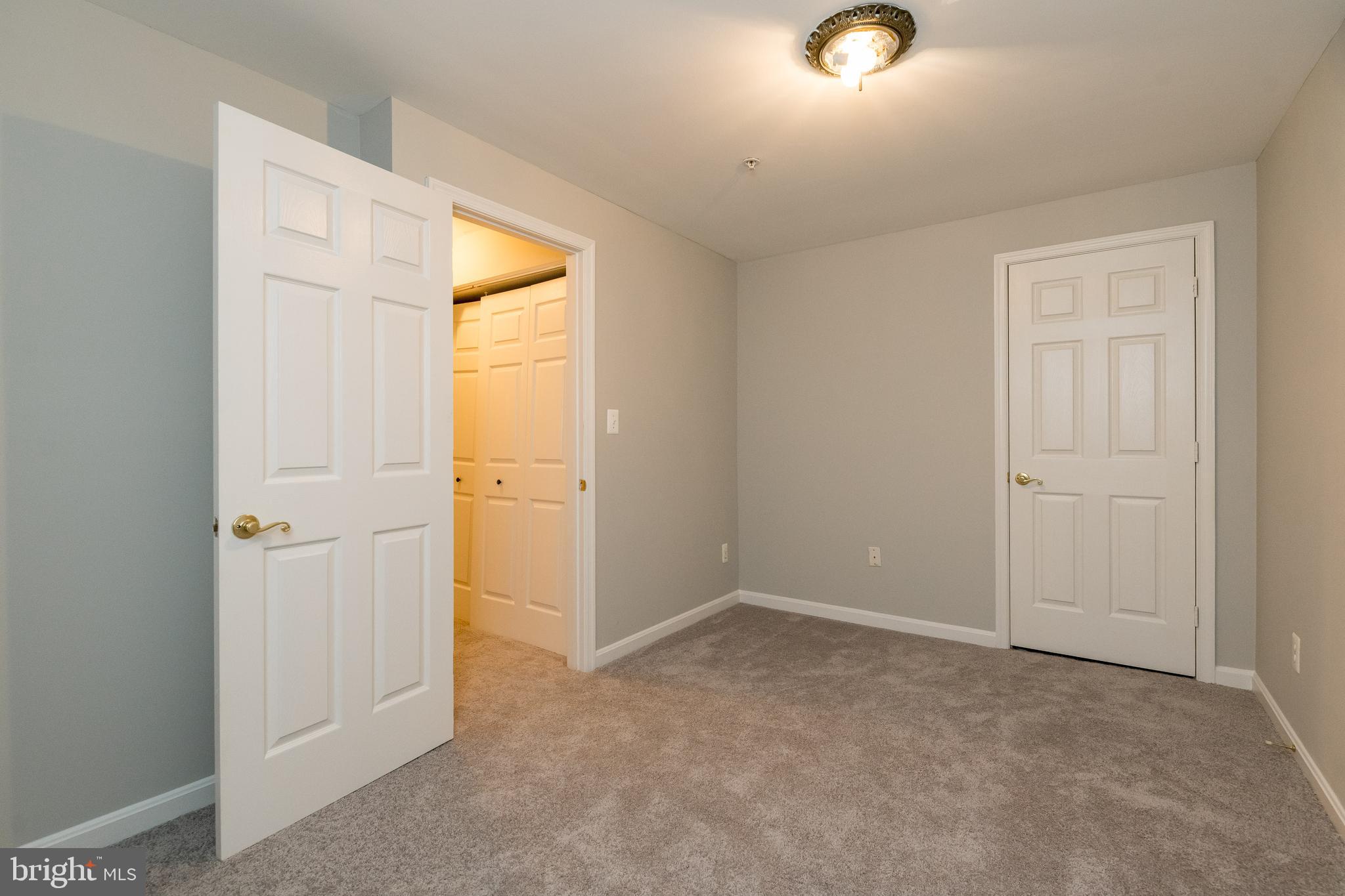 HICKORY OVERLOOK - Residential