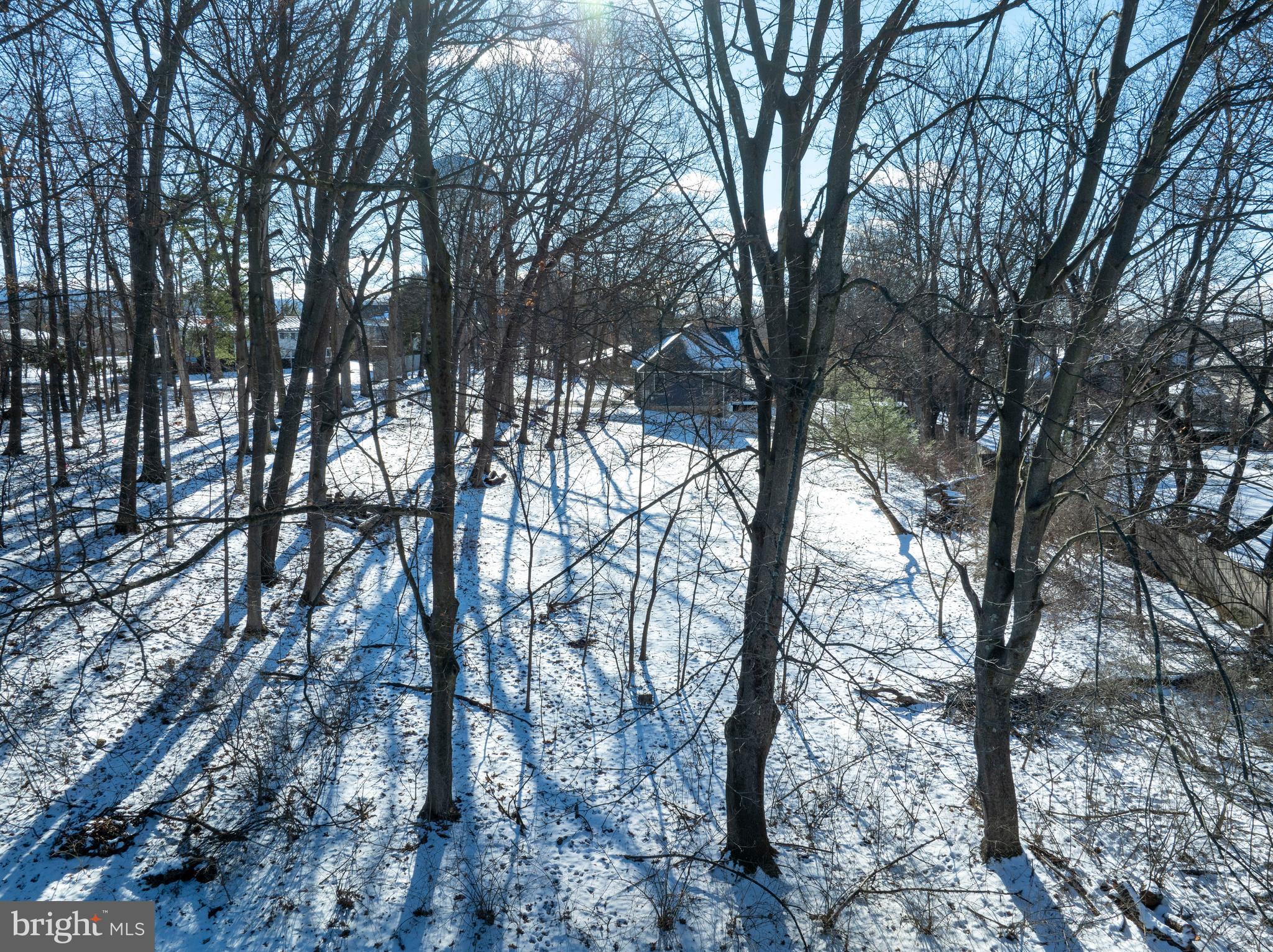 CENTRE HILLS VILLAGE - Land