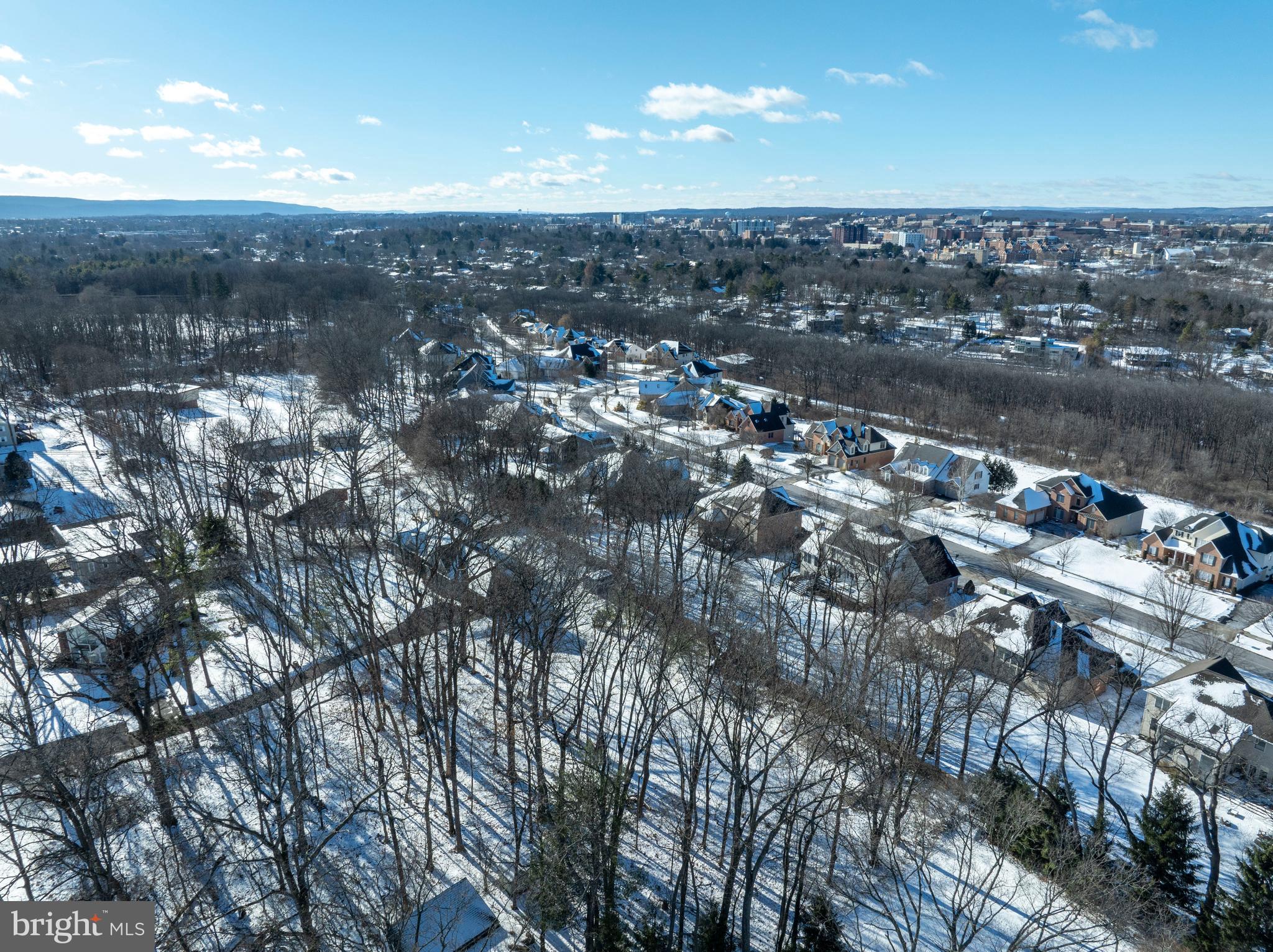 CENTRE HILLS VILLAGE - Land