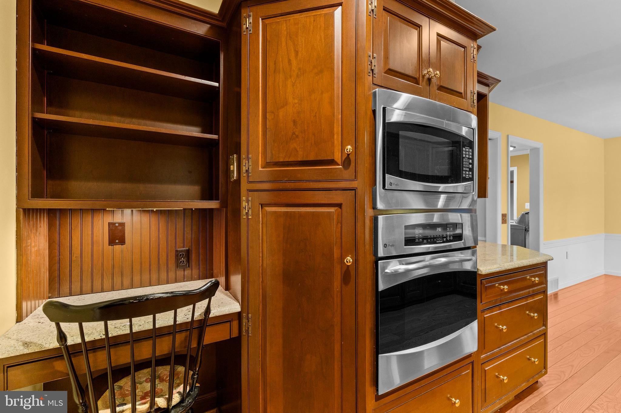 POINT RIDGE FARMS - Residential