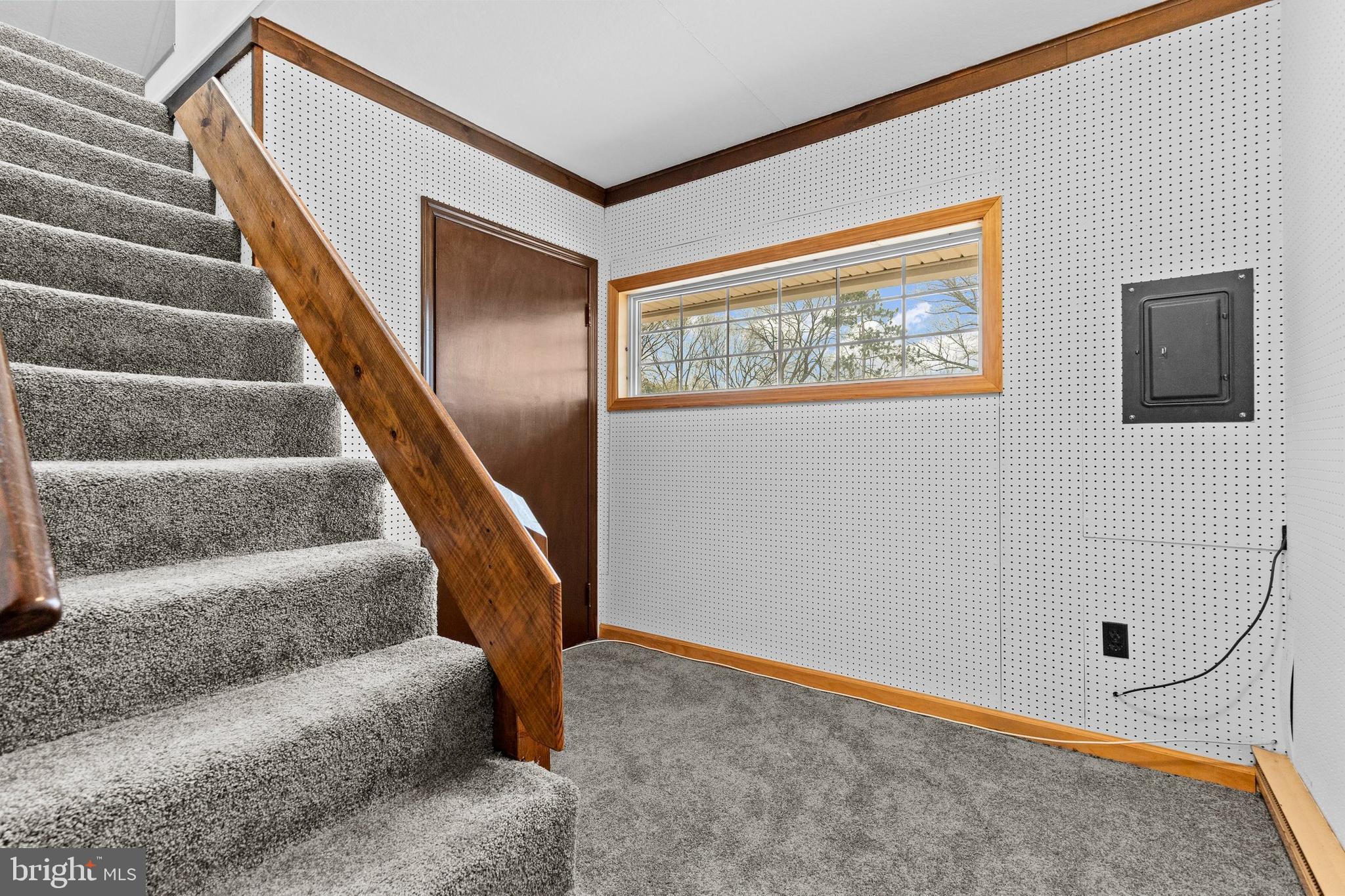 POINT RIDGE FARMS - Residential