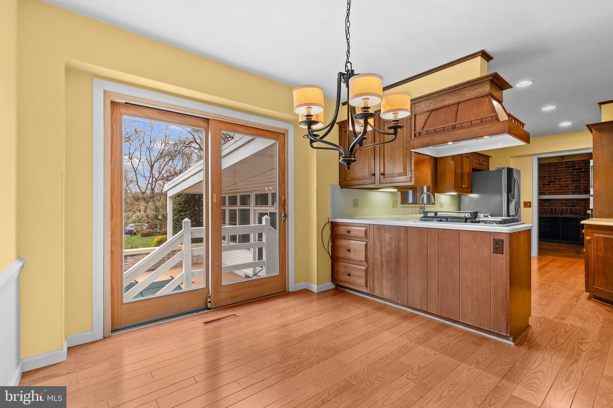 POINT RIDGE FARMS - Residential