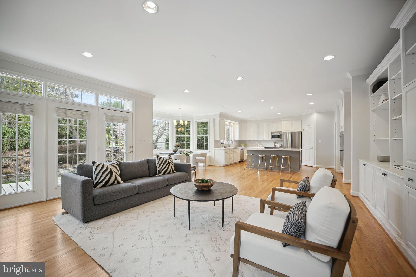 MCAULEY PARK - Residential