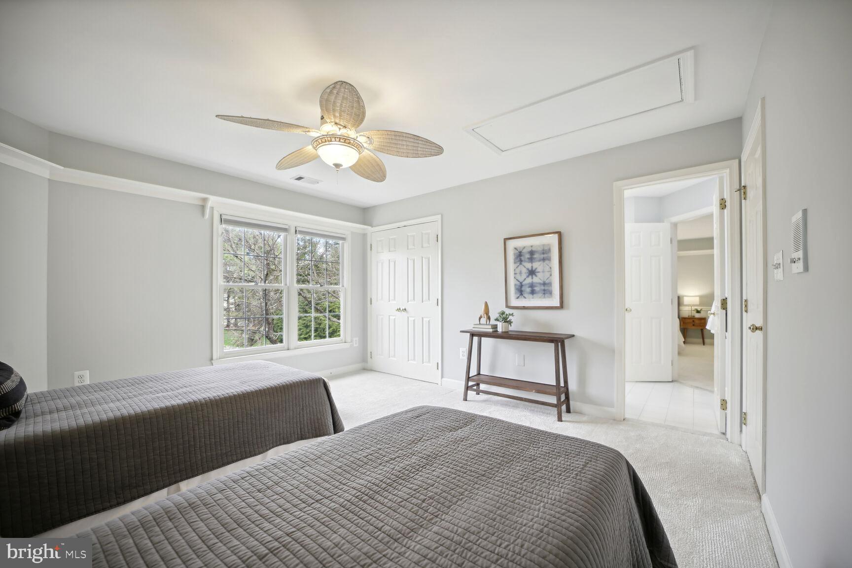 MCAULEY PARK - Residential