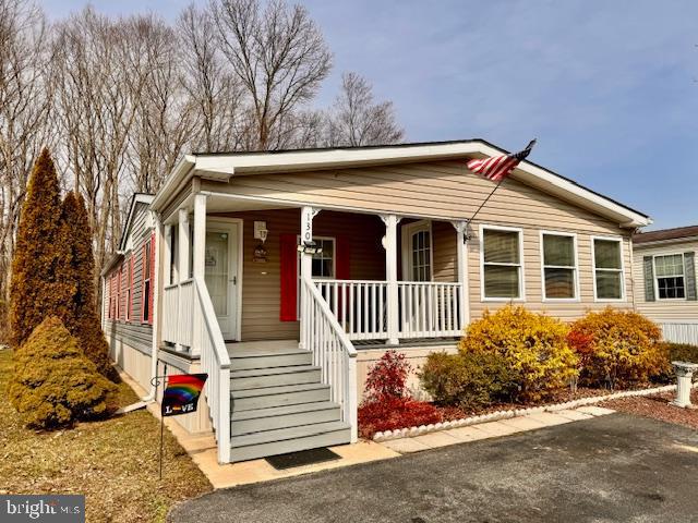 VILLAGE OF CECIL WOODS - Residential