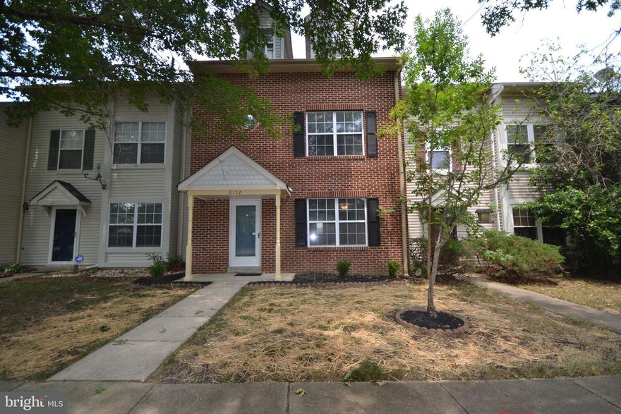 Live in a community of trails, community pool and open spaces for activity. Walk to grocery stores, restaurants, shopping mall, and to schools. Come home to your recently remodeled, spacious townhome with two master bedrooms and light filled second level bedrooms. You have to put this one on top of your list. You will be pleased.