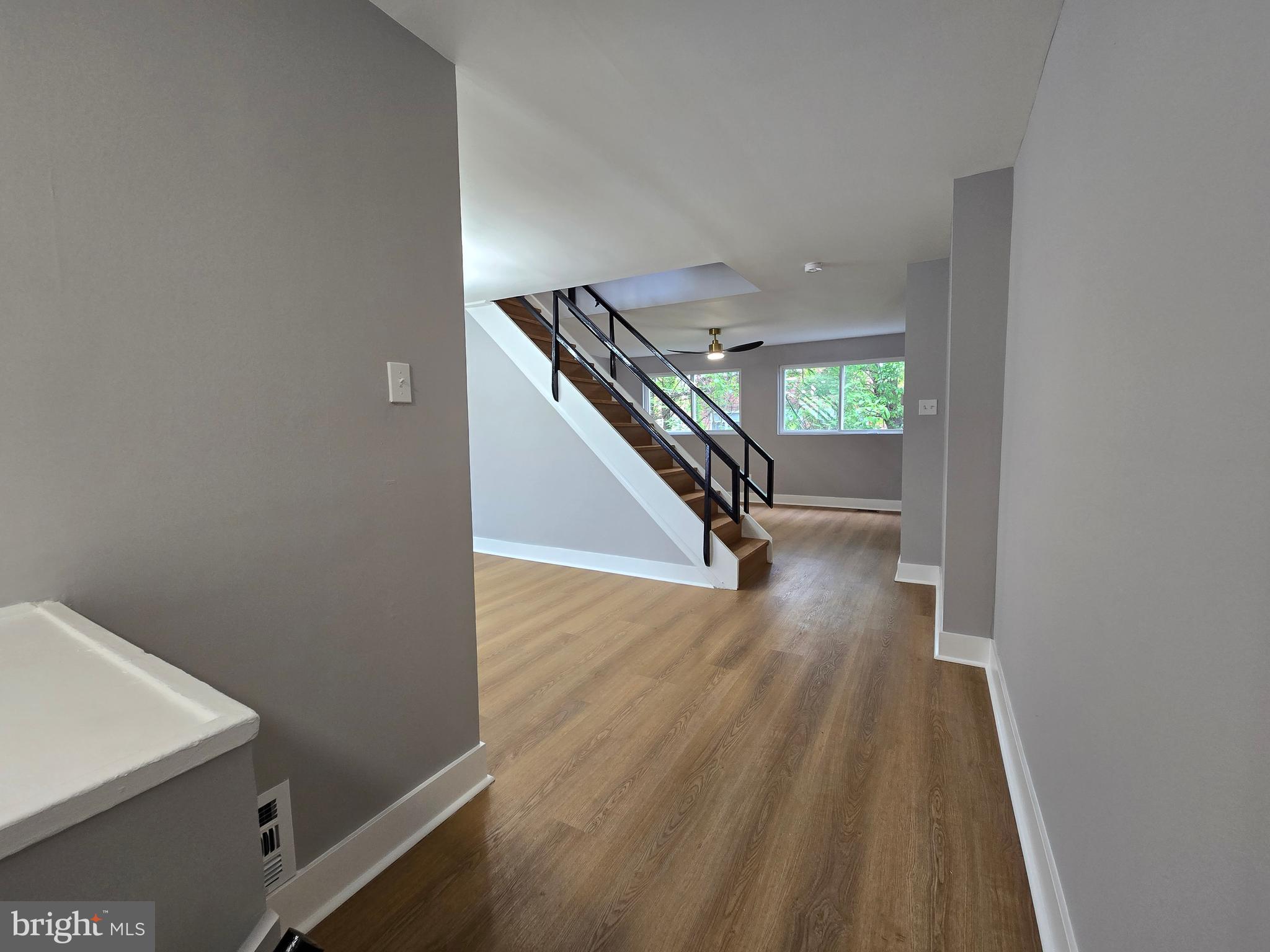 YORKTOWN - Residential