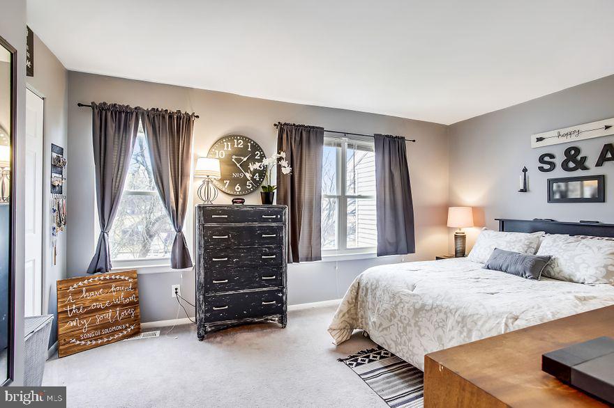 VILLAGE OF PAWNEE - Residential