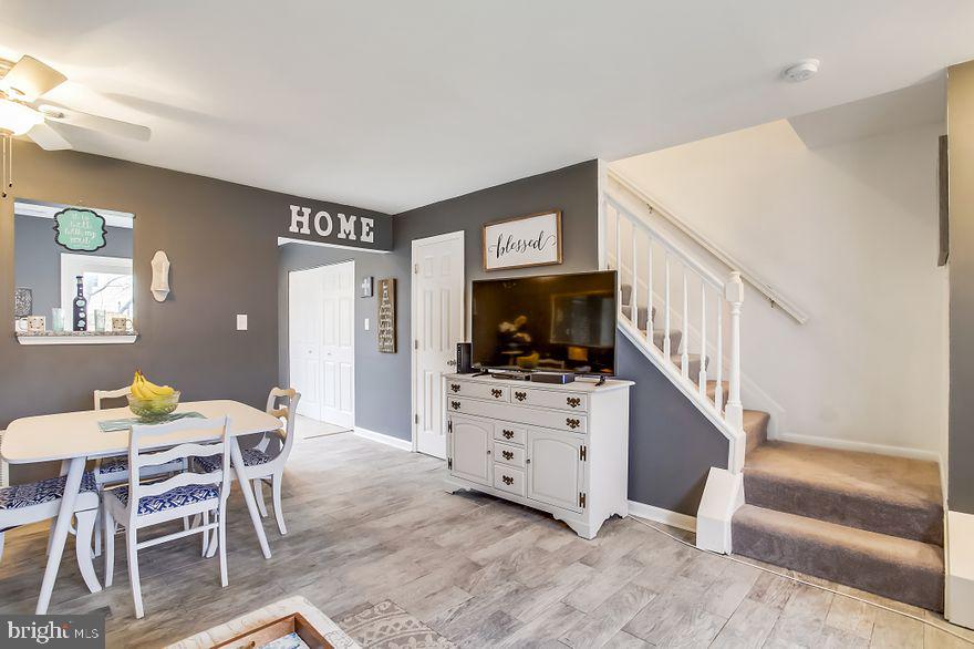 VILLAGE OF PAWNEE - Residential