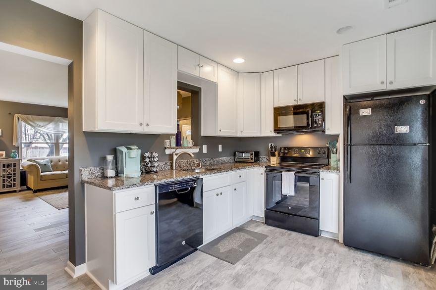 VILLAGE OF PAWNEE - Residential