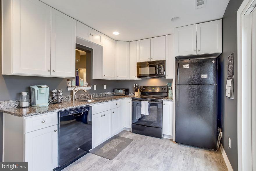 VILLAGE OF PAWNEE - Residential