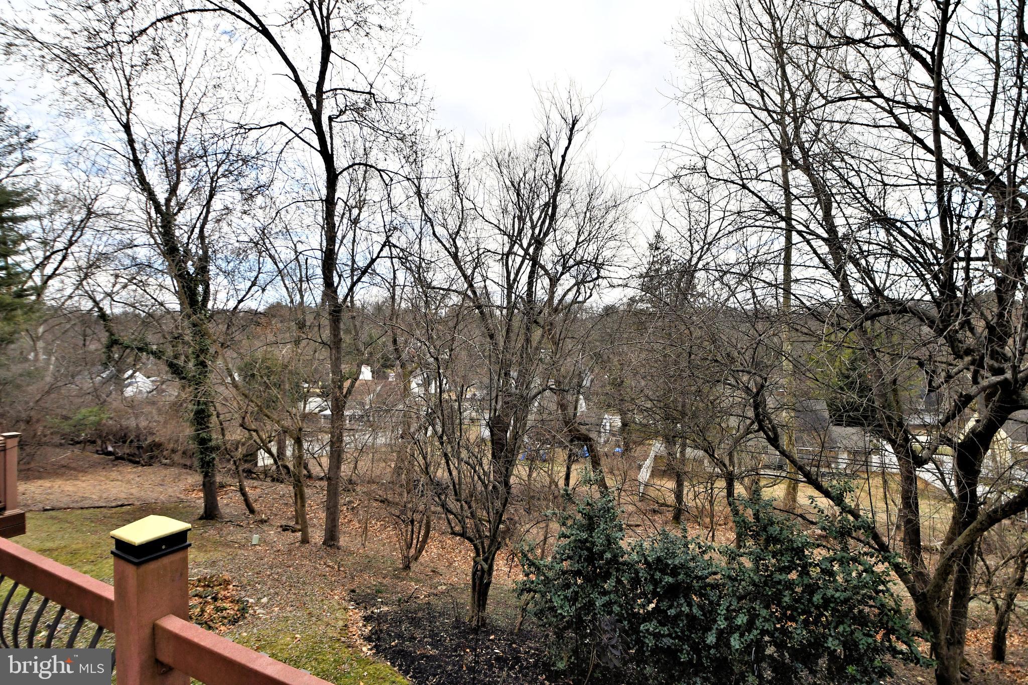 STOTESBURY TWHSE - Residential