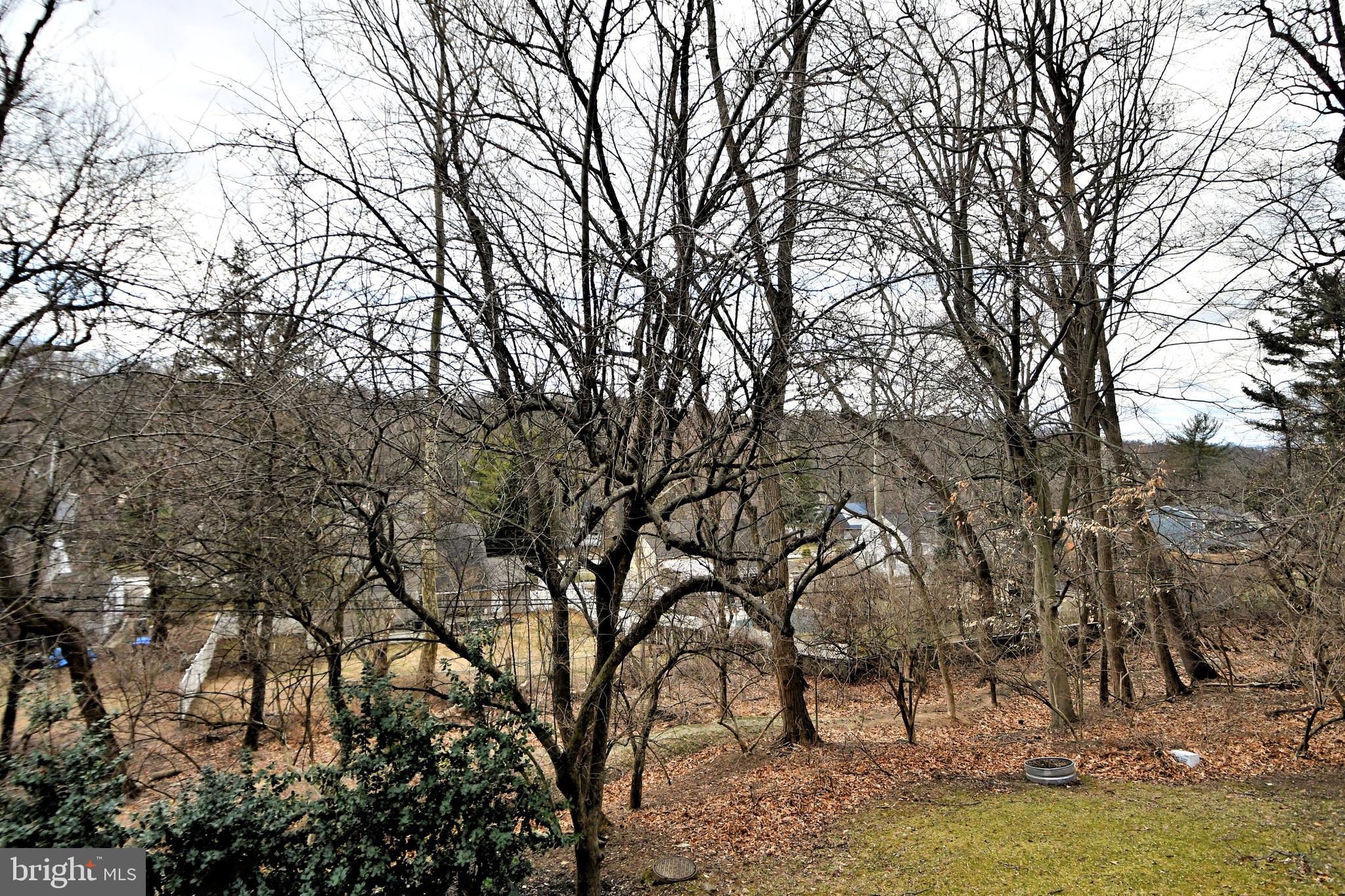 STOTESBURY TWHSE - Residential