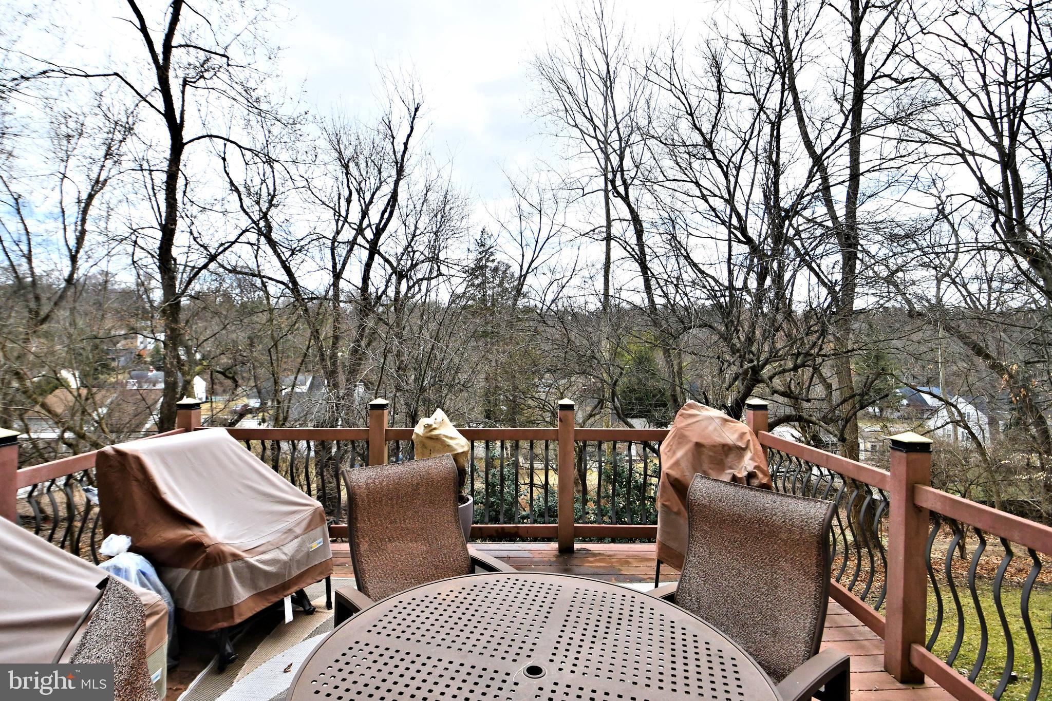 STOTESBURY TWHSE - Residential