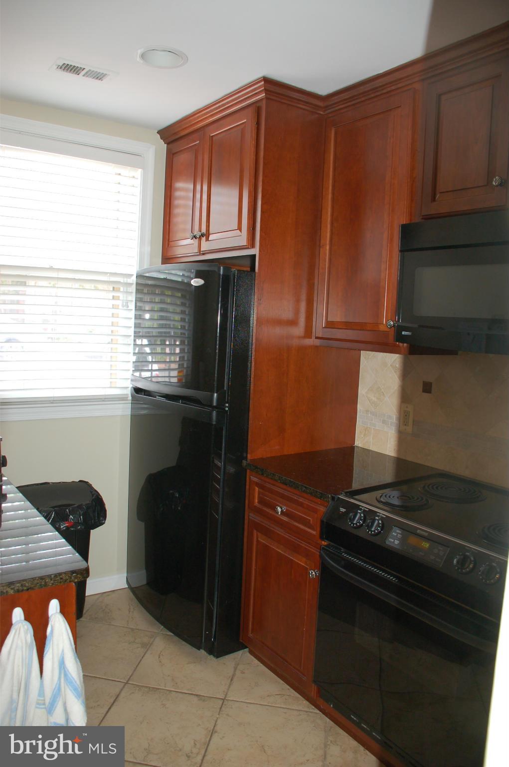 OLD TOWN - Residential Lease