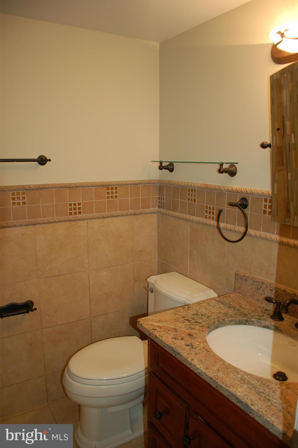 OLD TOWN - Residential Lease