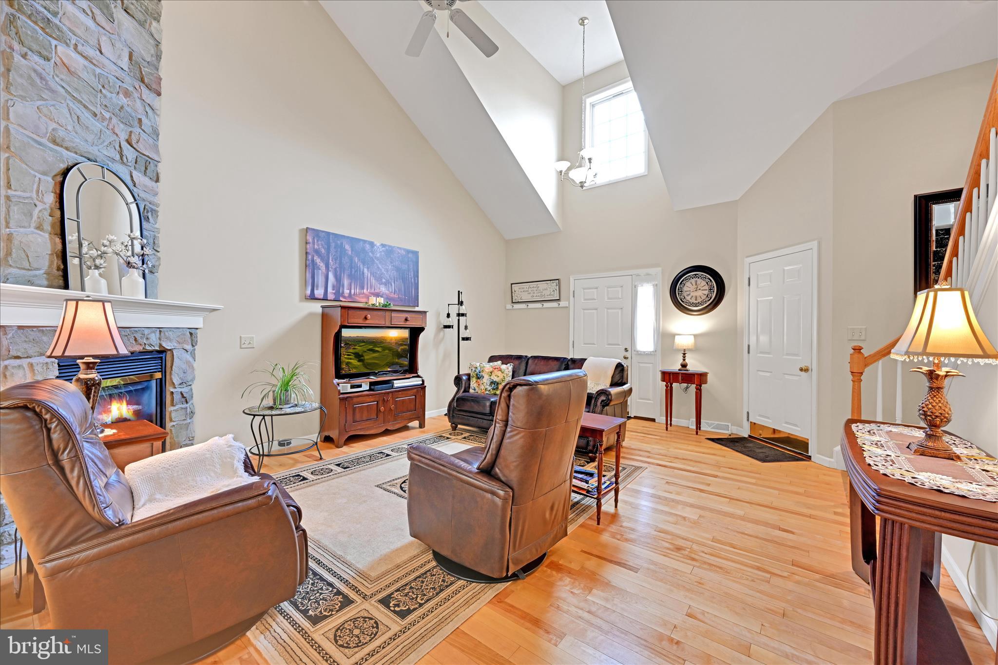 GRANDVIEW MEADOWS - Residential