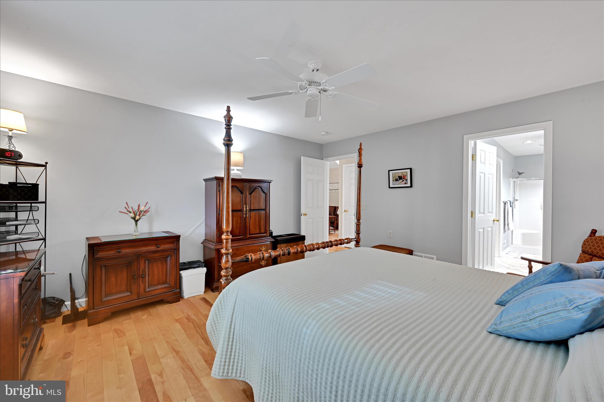 GRANDVIEW MEADOWS - Residential