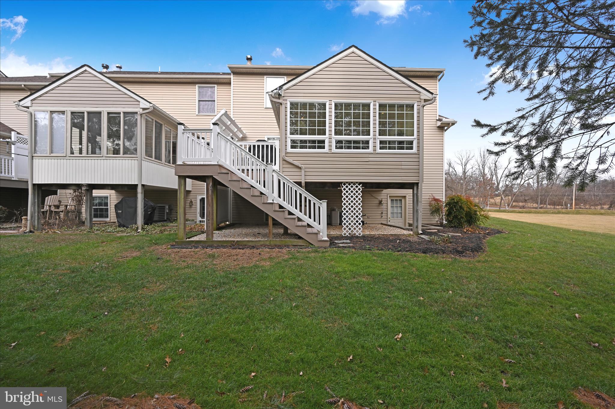 GRANDVIEW MEADOWS - Residential