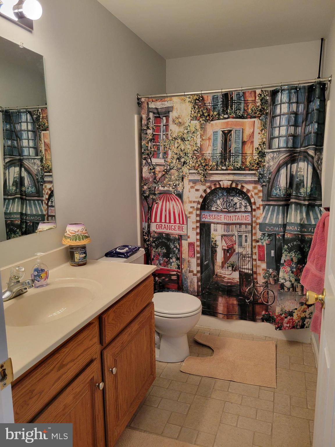 OAK VIEW ESTATES - Residential