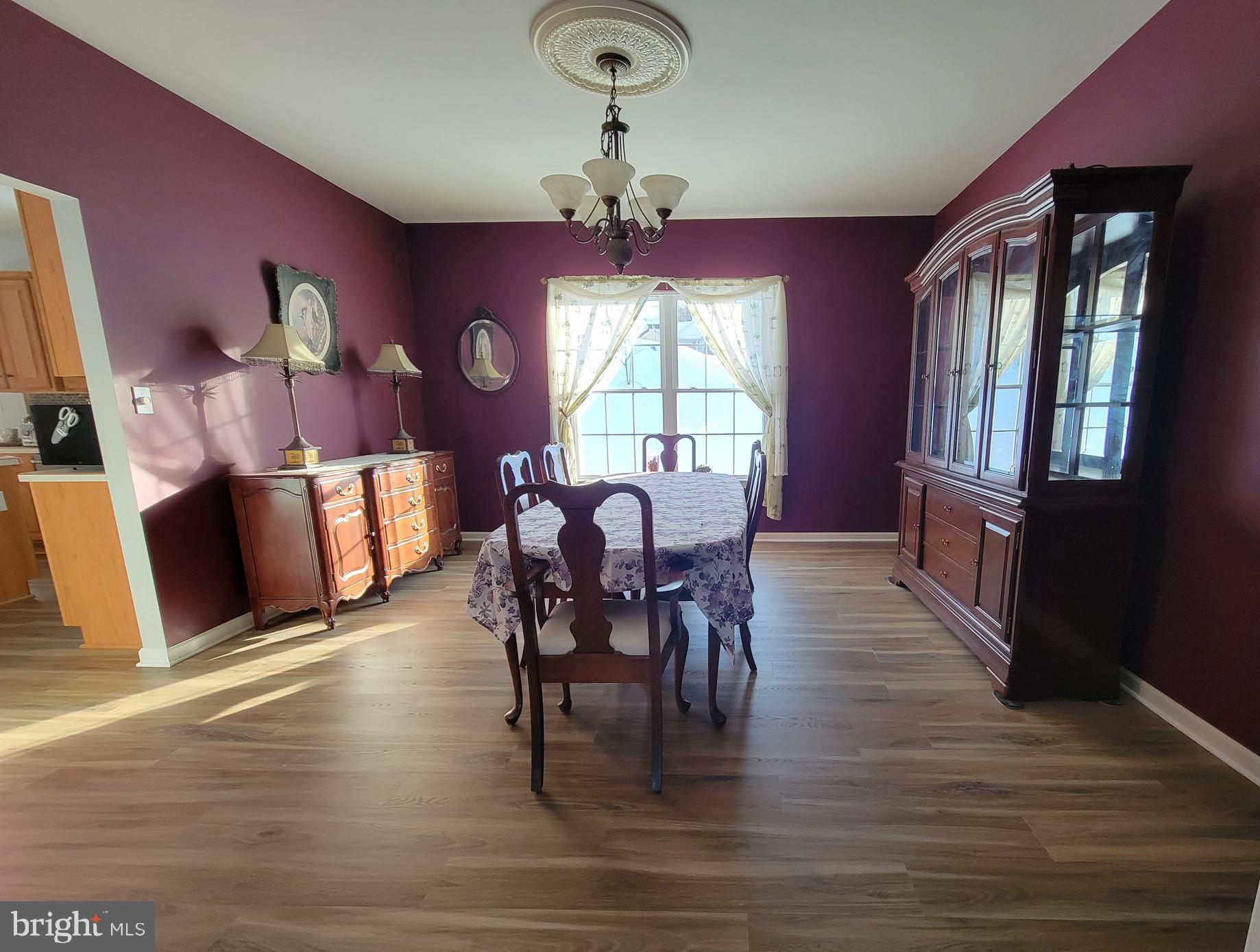 OAK VIEW ESTATES - Residential