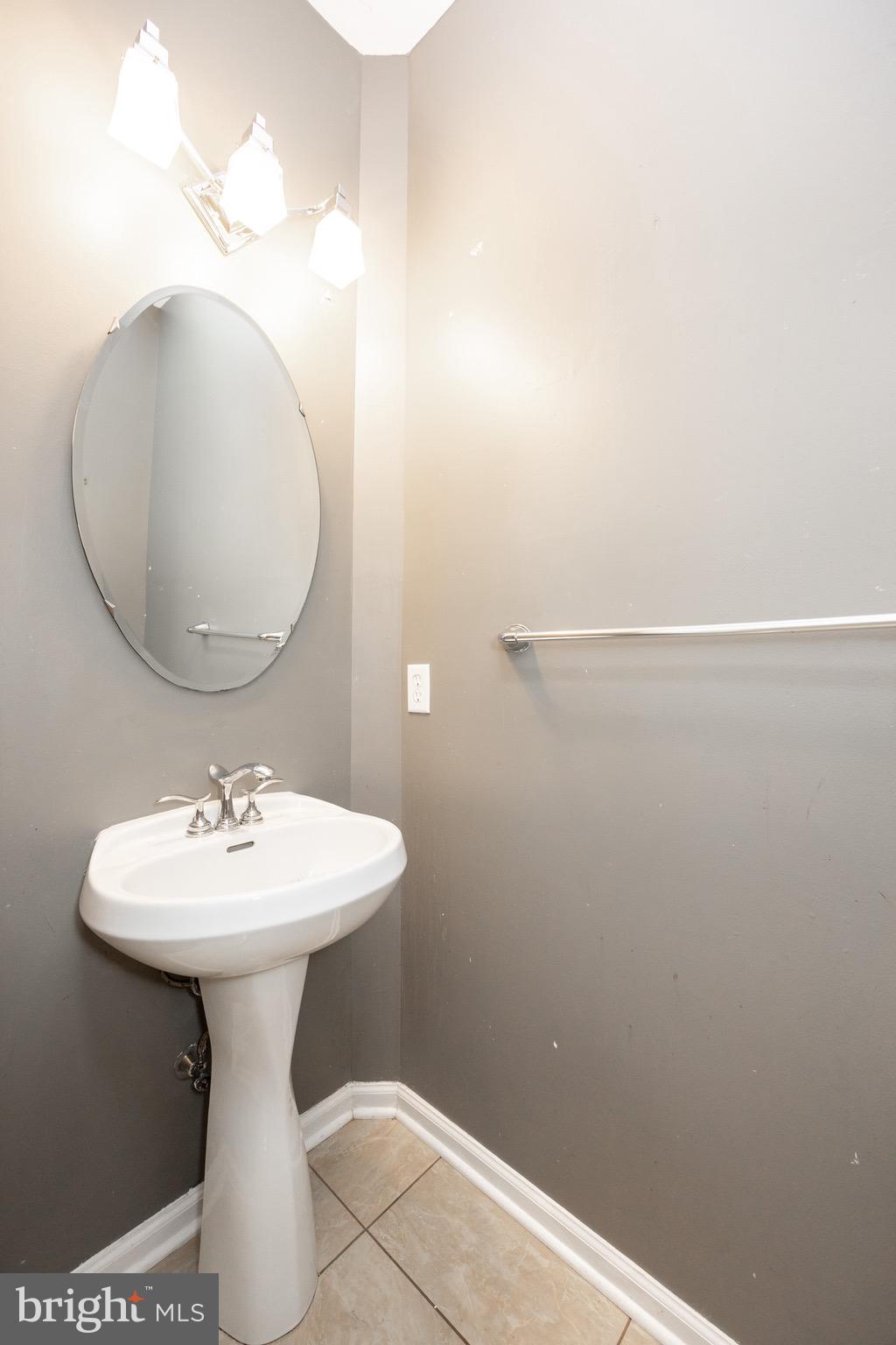 THE FIELDS AT CREEKV - Residential