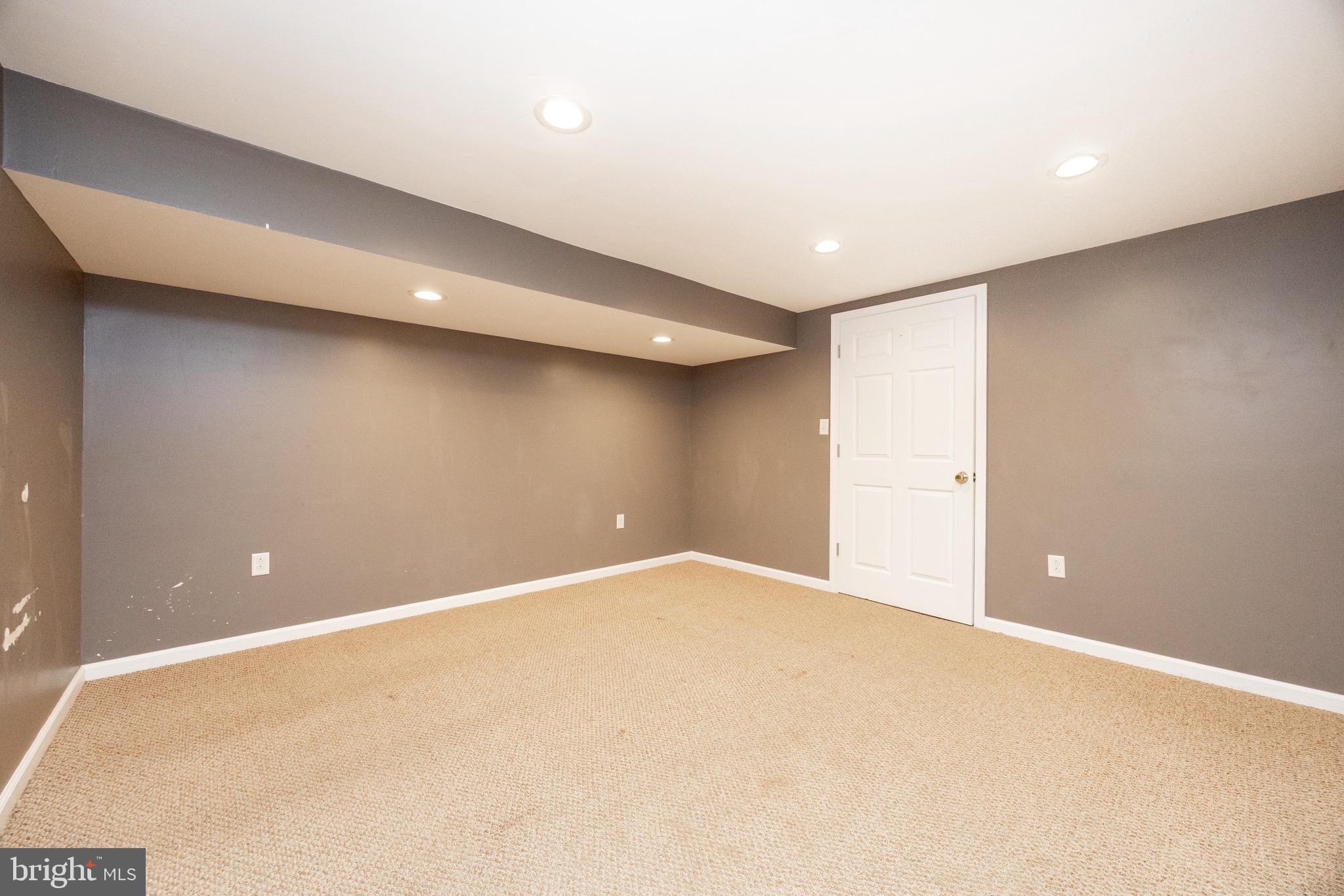 THE FIELDS AT CREEKV - Residential