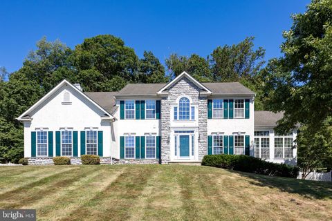 40 ROBINS NEST LANE POTTSTOWN PA 19465