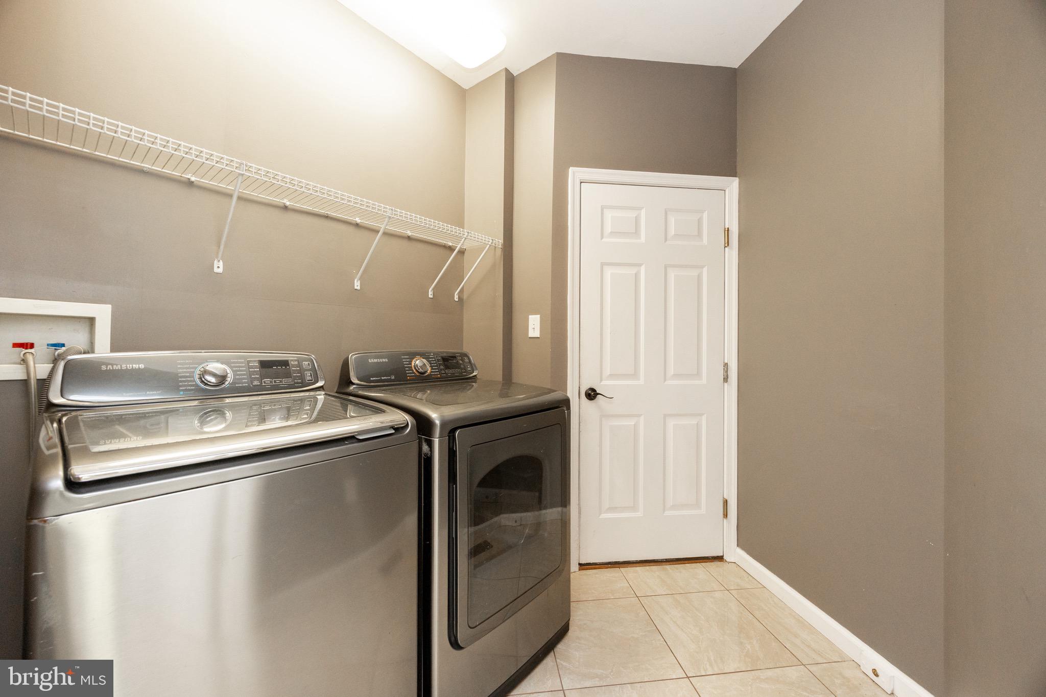 THE FIELDS AT CREEKV - Residential