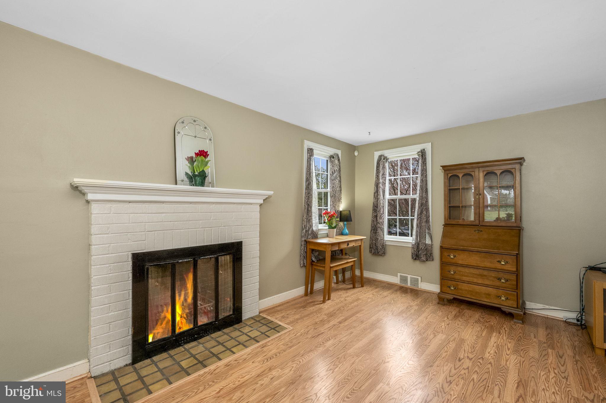 404 DRAYTON ROAD