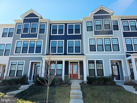 4254 FROST STREET MARSHALL VA 20115