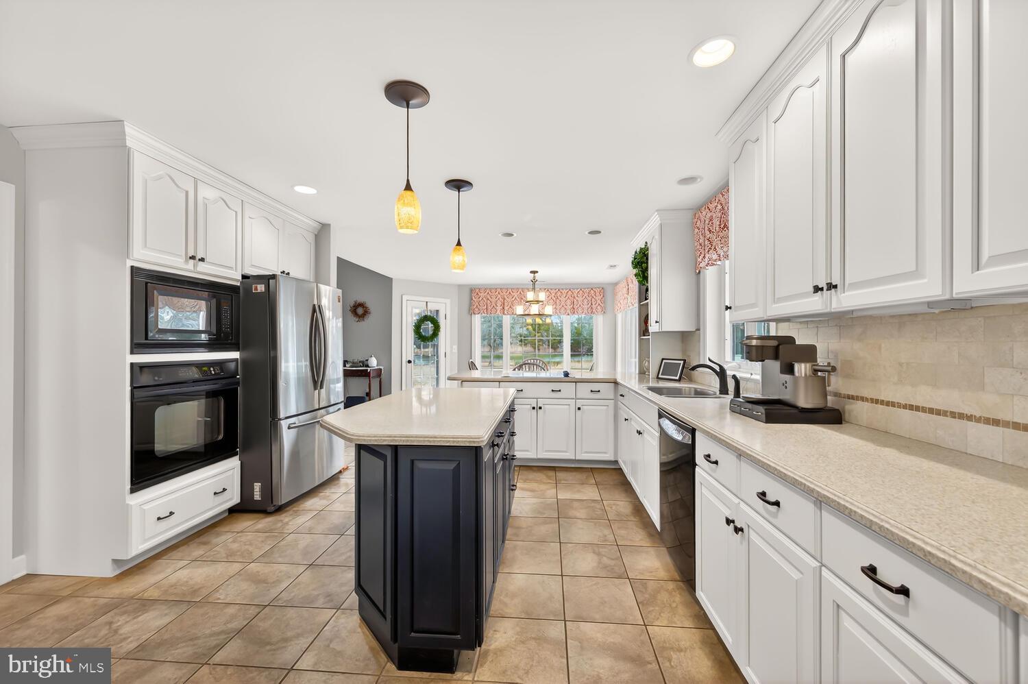 HERON HARBOUR - Residential