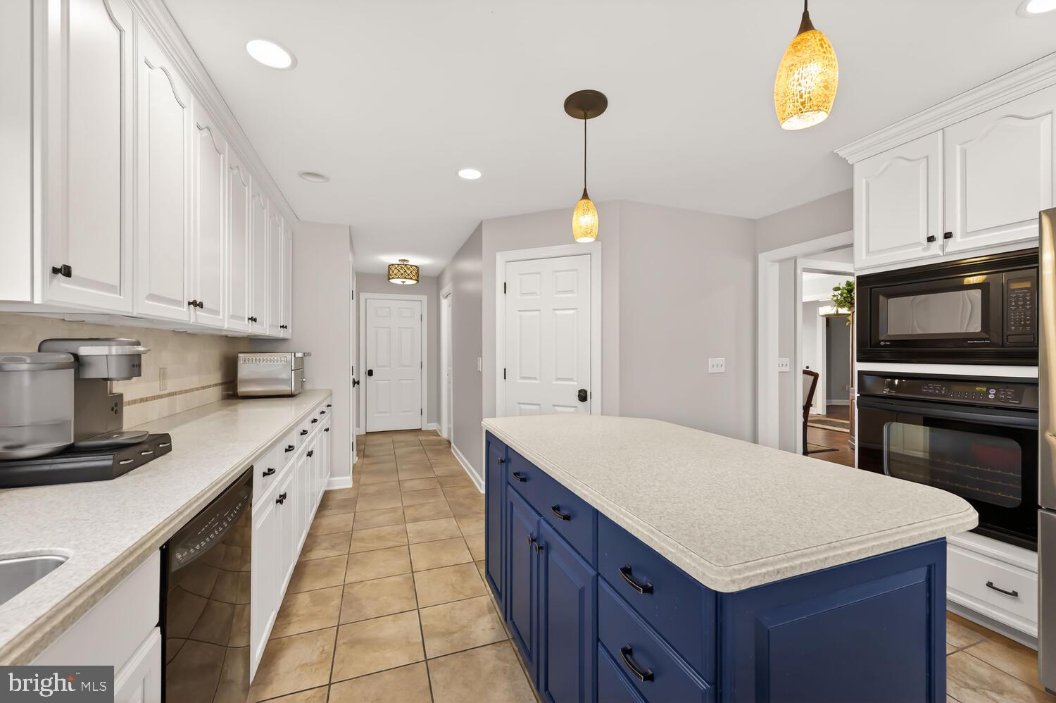 HERON HARBOUR - Residential