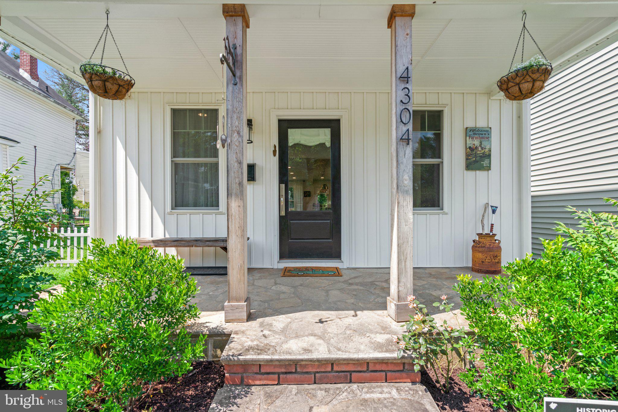 HOES HEIGHTS - Residential