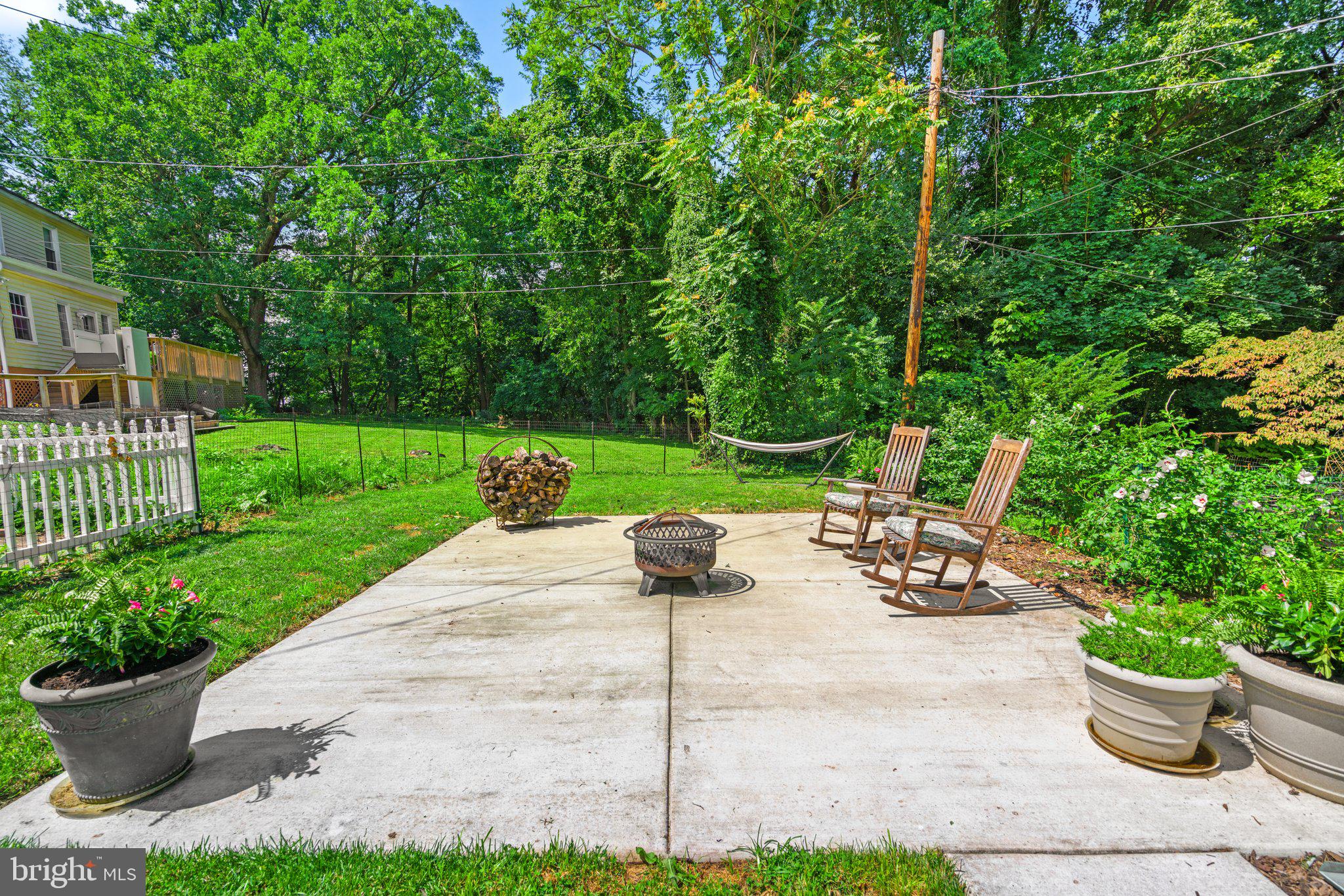 HOES HEIGHTS - Residential