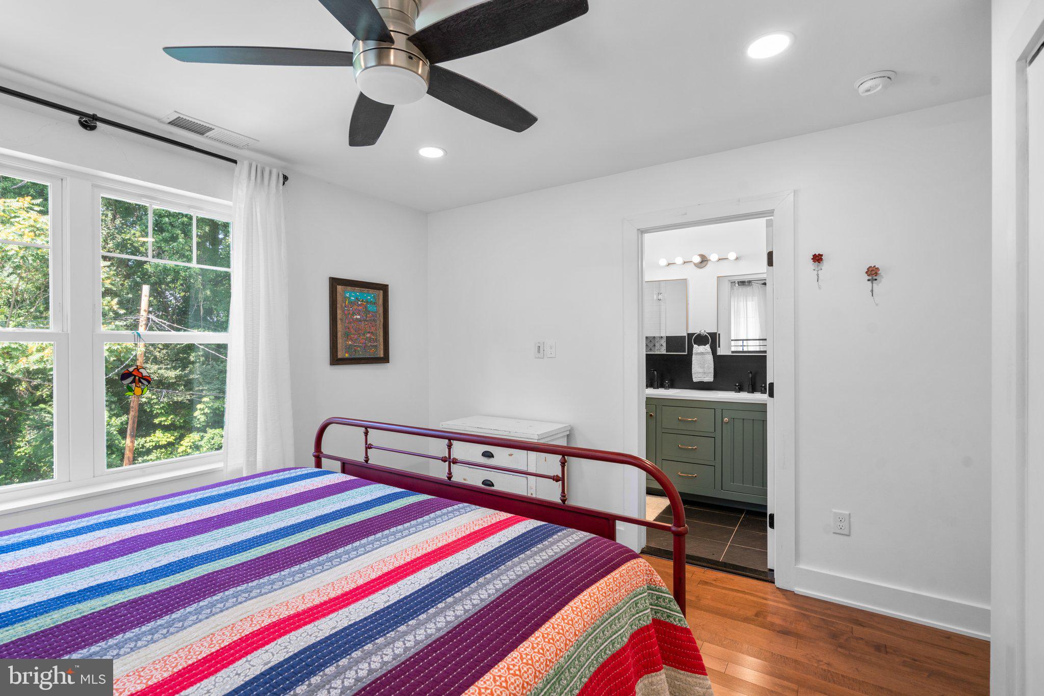 HOES HEIGHTS - Residential