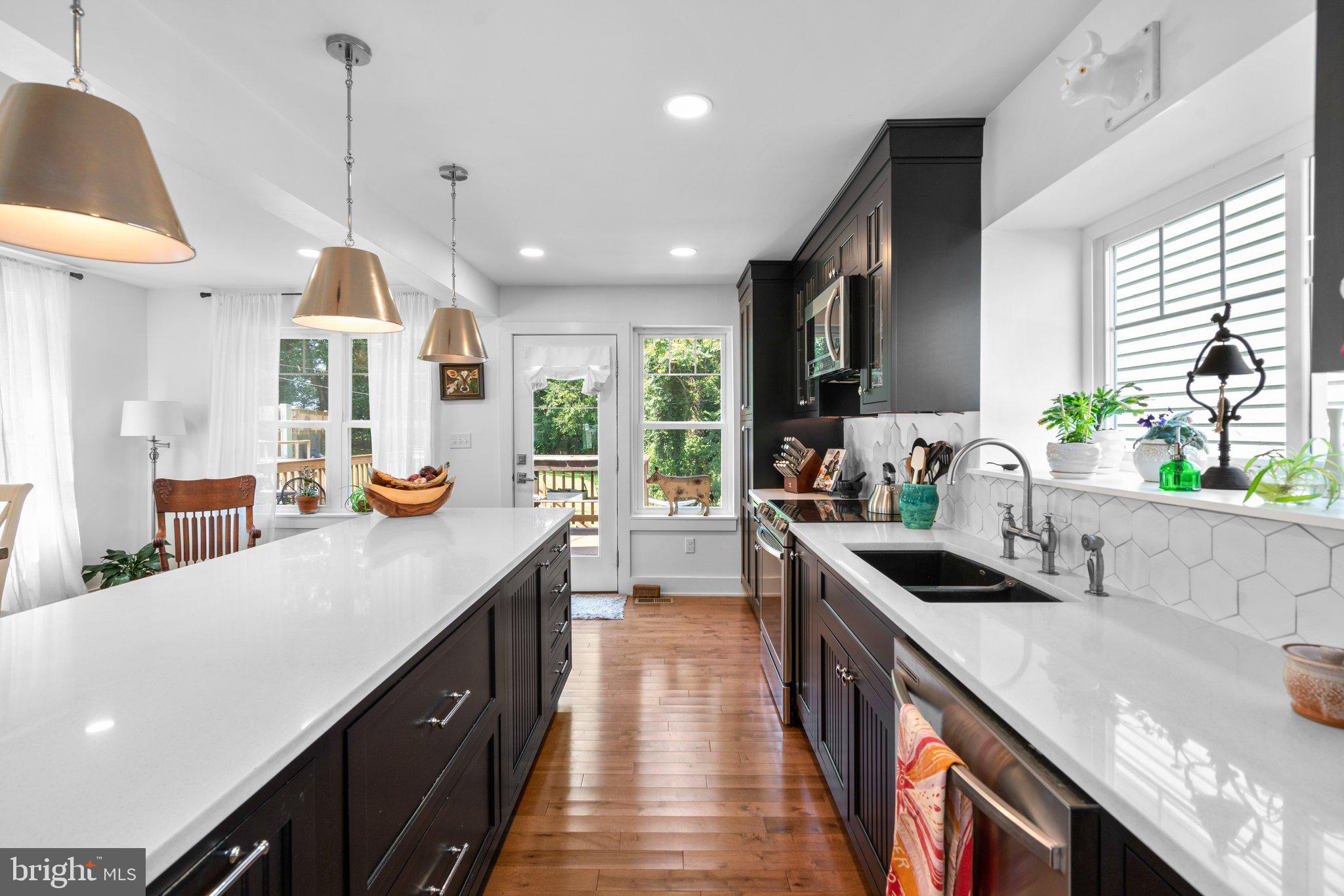 HOES HEIGHTS - Residential